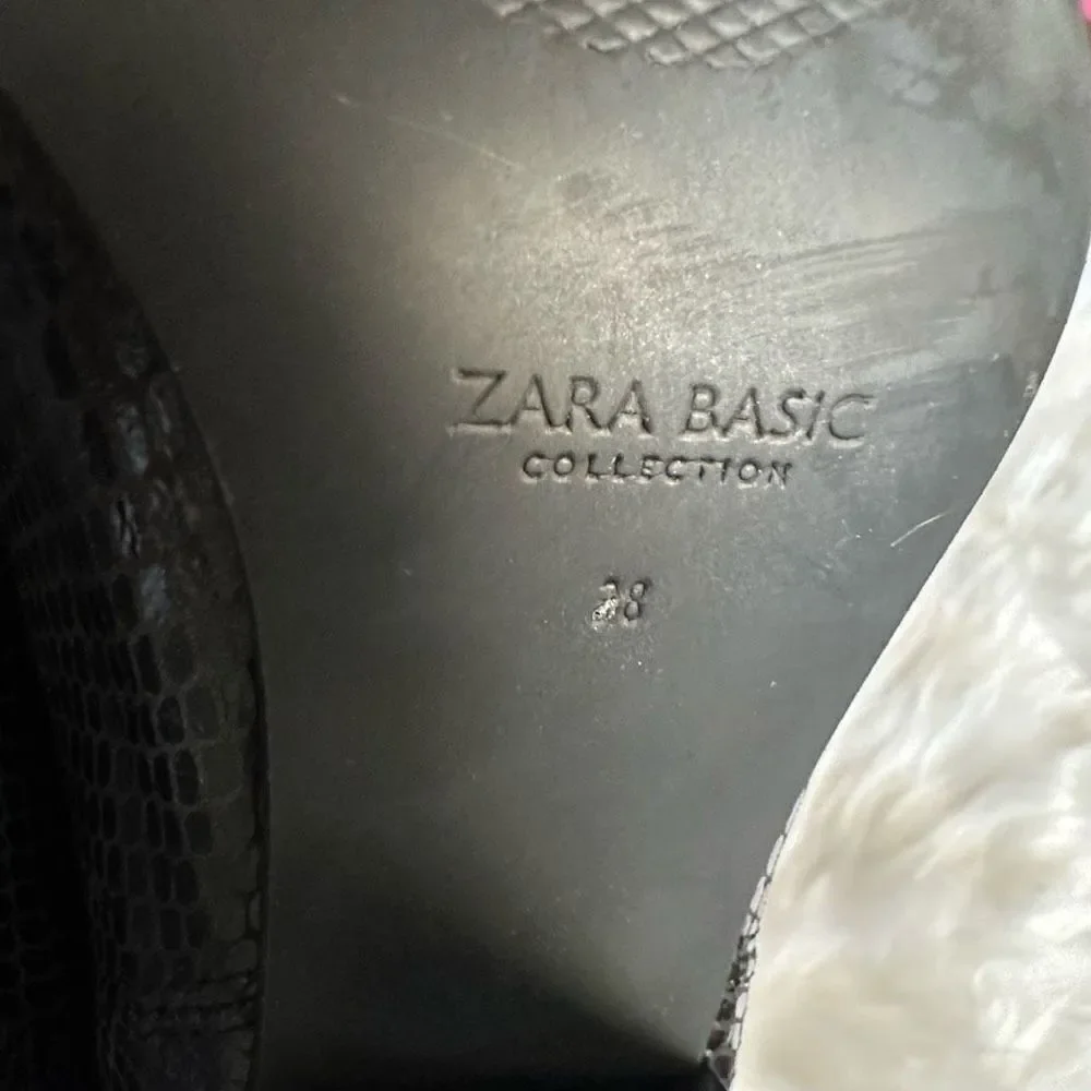 Zara basic collection black bootie, zippered back